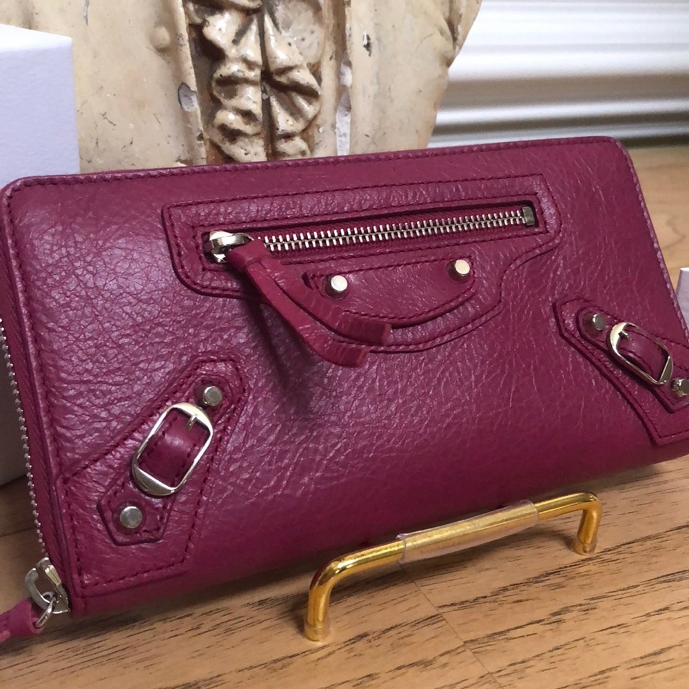 ❤️ BALENCIAGA  Leather Wallet❤️
